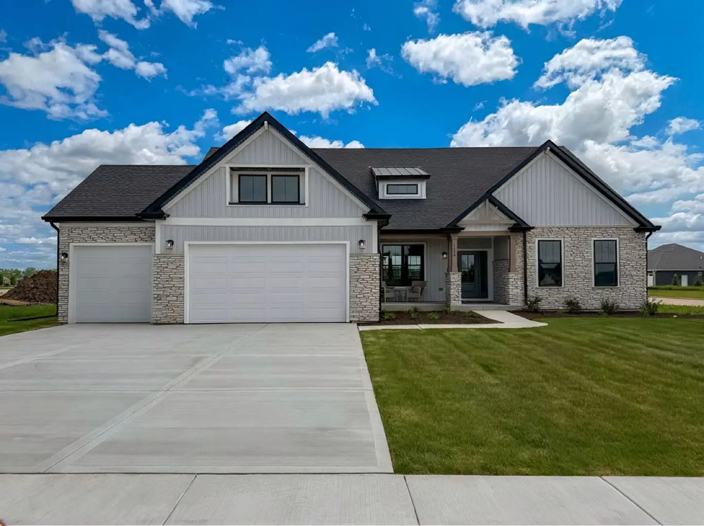 1238 Parkside Drive, Sycamore