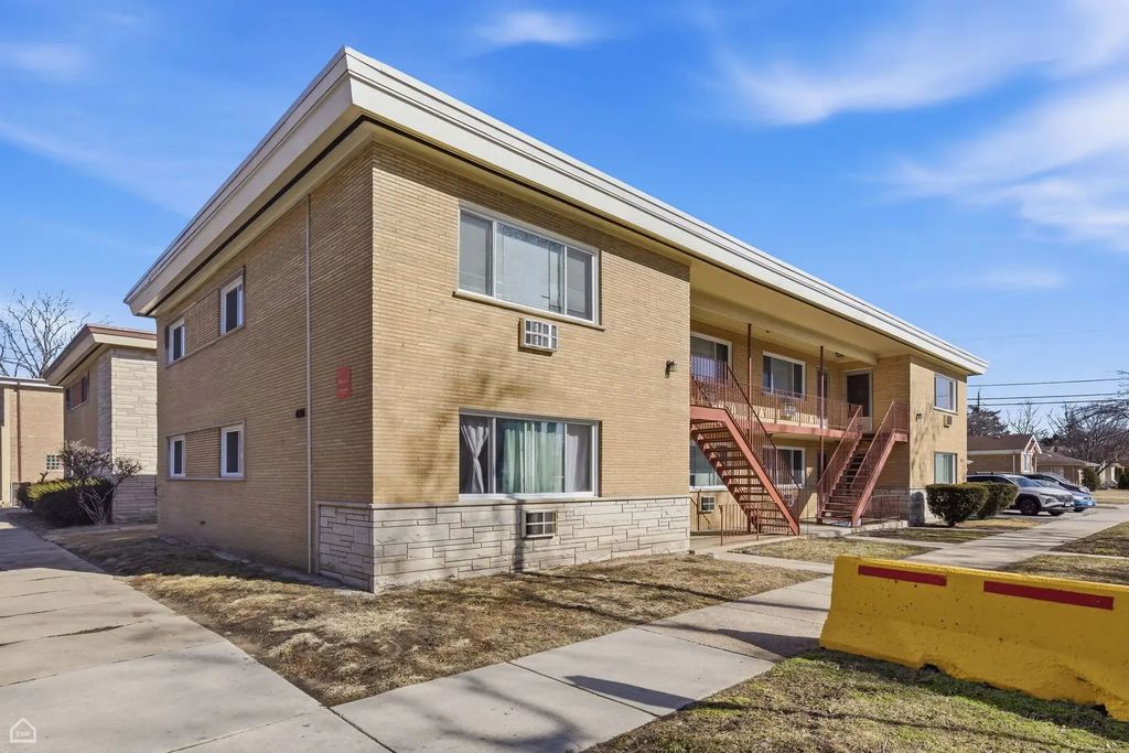 4235 S Harlem Avenue, Stickney