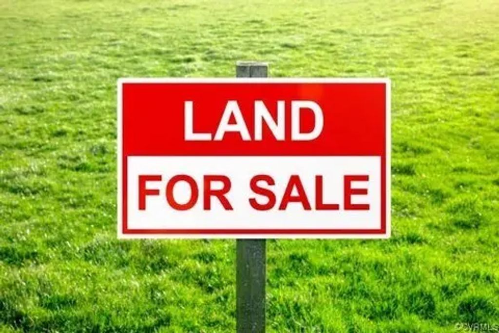 156 & 157 Lake Thunderbird Drive, Putnam
