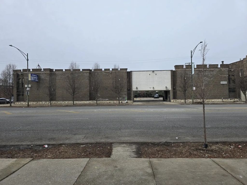 9112 S Cottage Grove Avenue, Chicago, 60619
