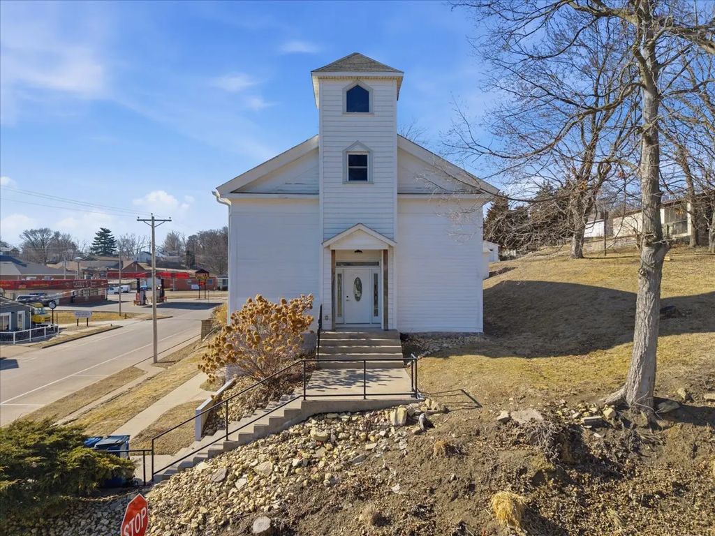 204 N 2nd Street, Leclaire