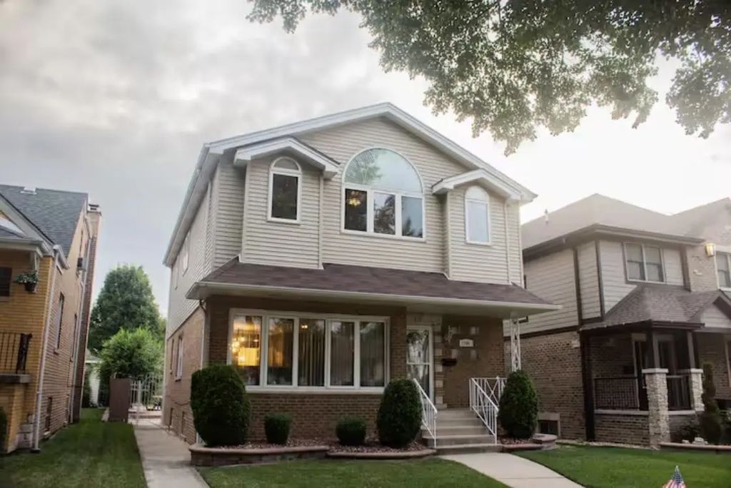 5304 S New England Avenue, Chicago