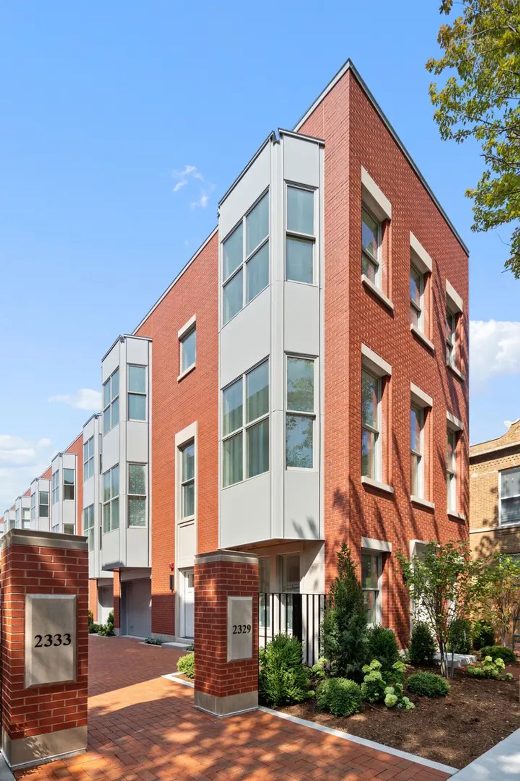 2329 N Cambridge Avenue C, Chicago, 60614