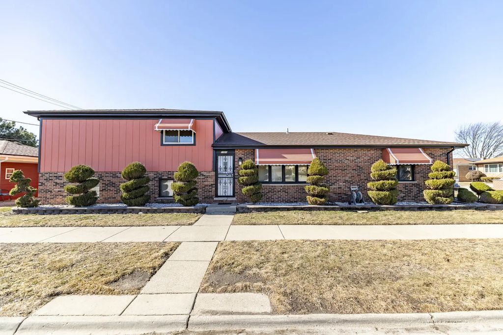 1101 Lucas Street, Calumet City