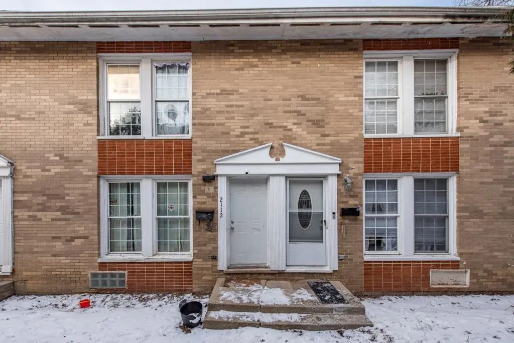 2112 Hebron Avenue, Zion