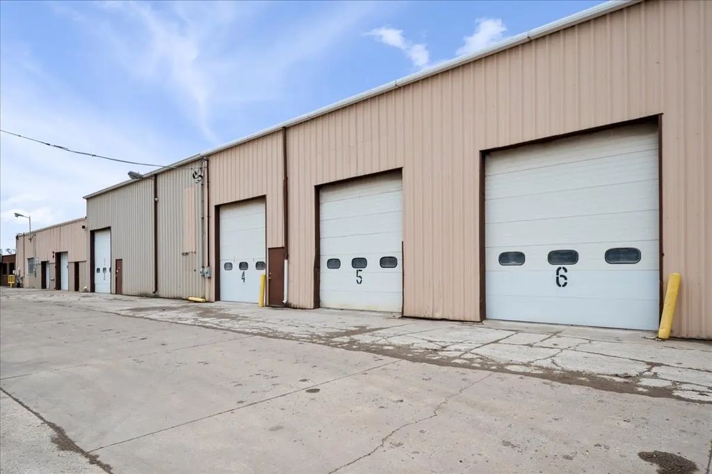310 W 162nd Street, South Holland