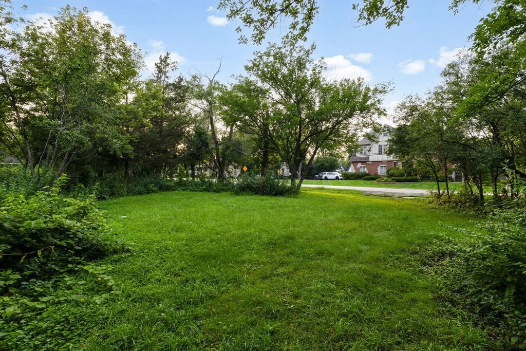 7707 Virginia Court, Willowbrook