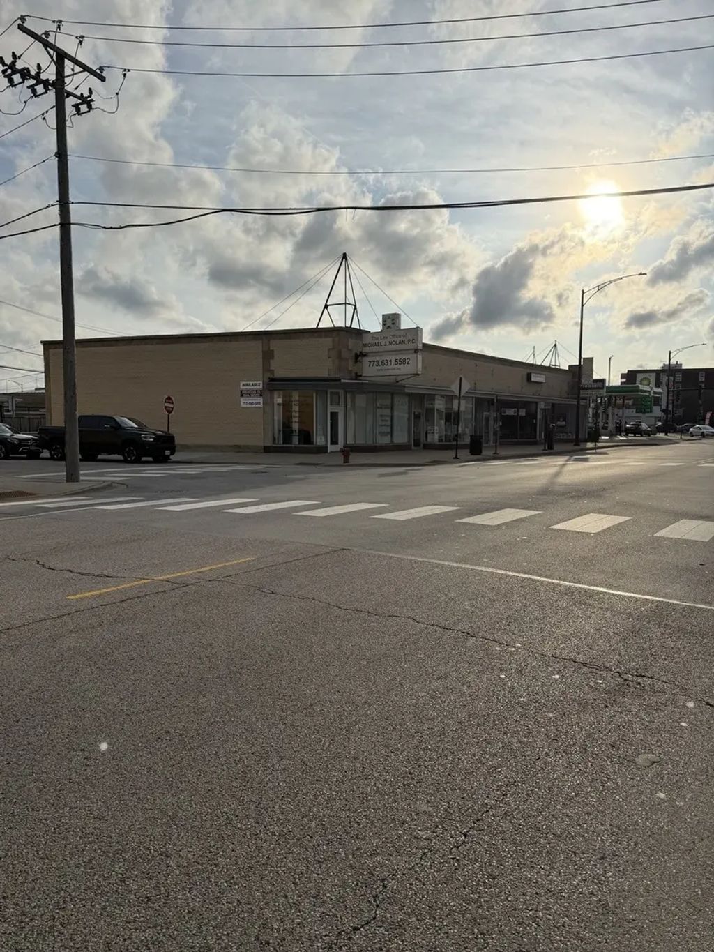 7133-7143 W Higgins Avenue, Chicago, 60656