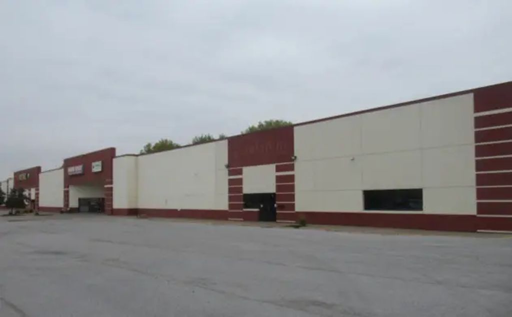 1010 E Kimberly Road C, Davenport