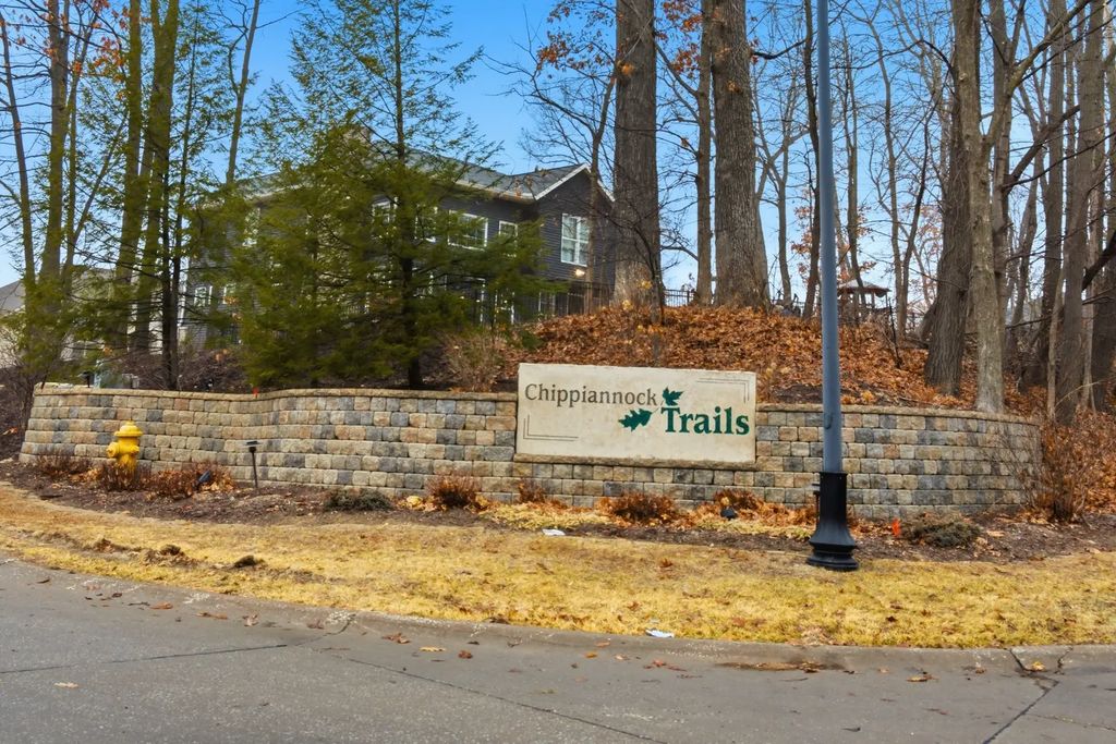 7 Chippiannock Trail, Rock Island