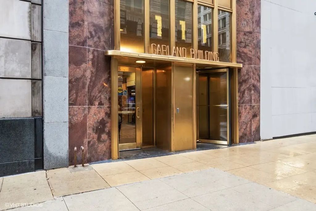 111 N Wabash Avenue 1212, Chicago