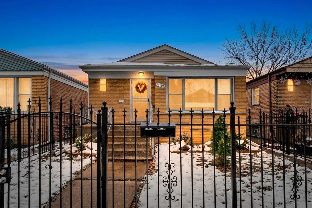 4512 S Laporte Avenue, Chicago, 60638