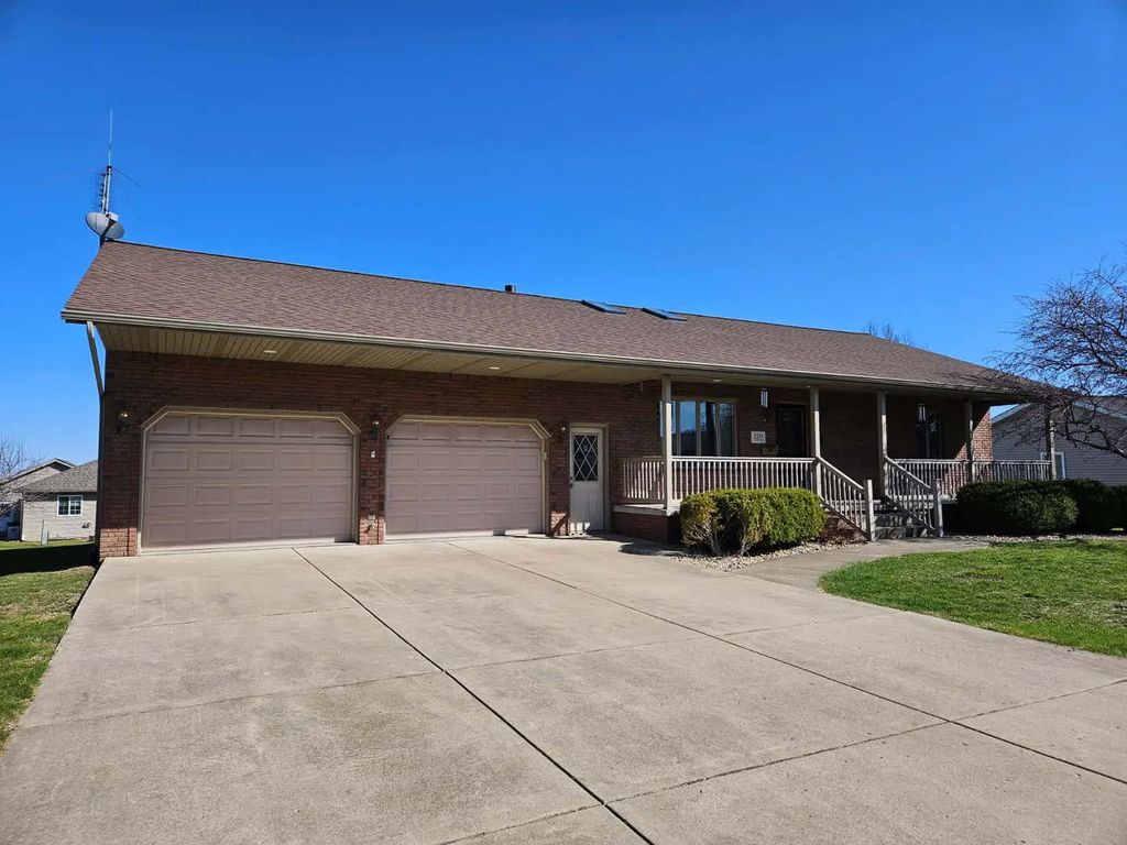 1308 W Carol Drive, Roanoke