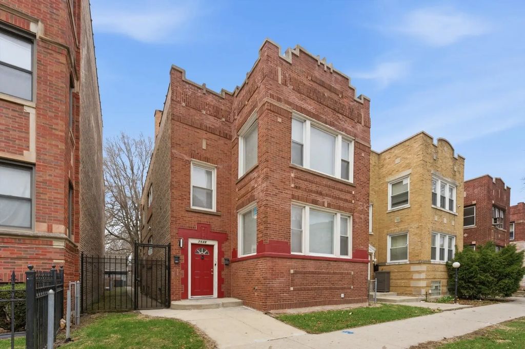 7948 S Drexel Avenue, Chicago