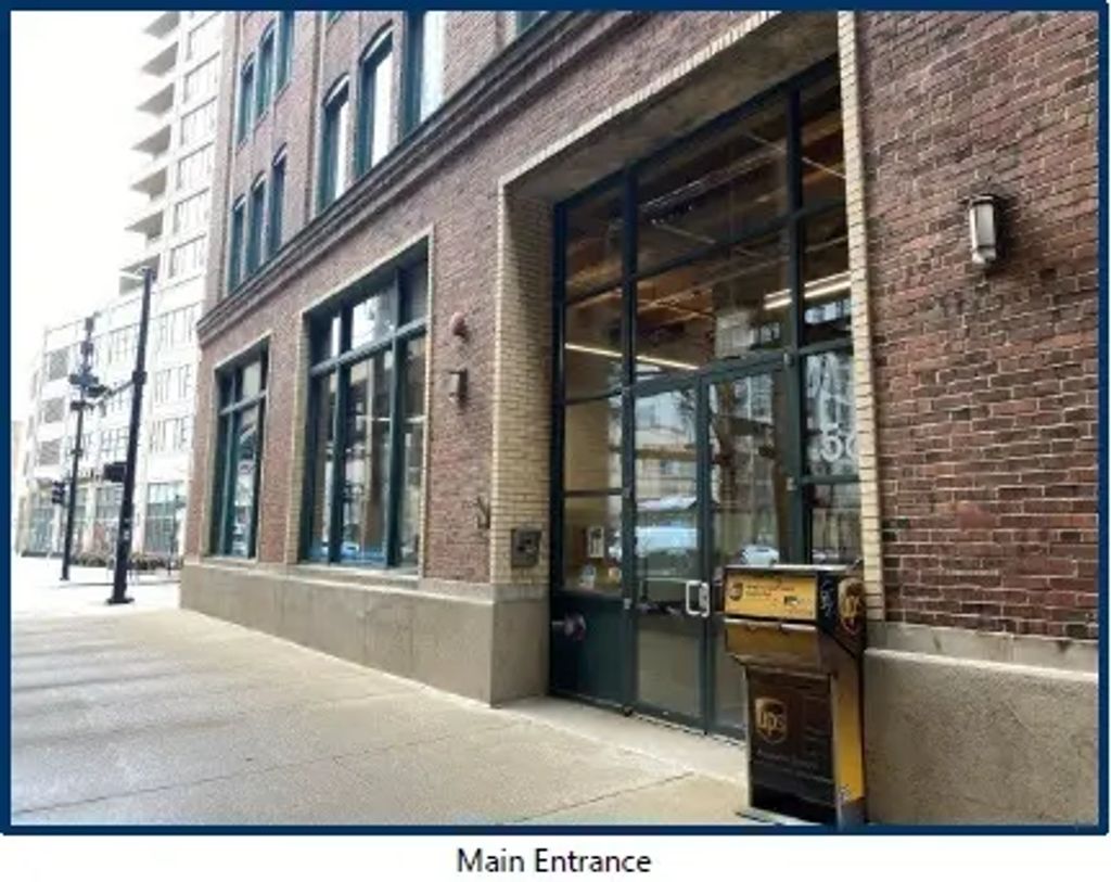 566 W Lake Street 101, Chicago, 60661
