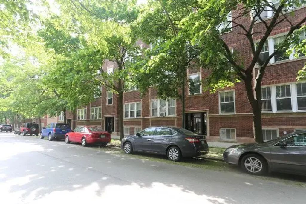 1923 W Winnemac Avenue 3, Chicago, 60640