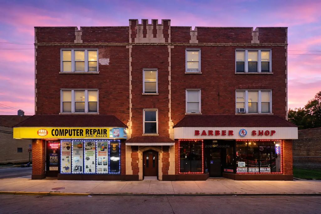 5701 W Roosevelt Road 3w, Cicero