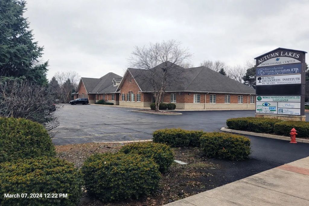 1523 Essington Road, Joliet