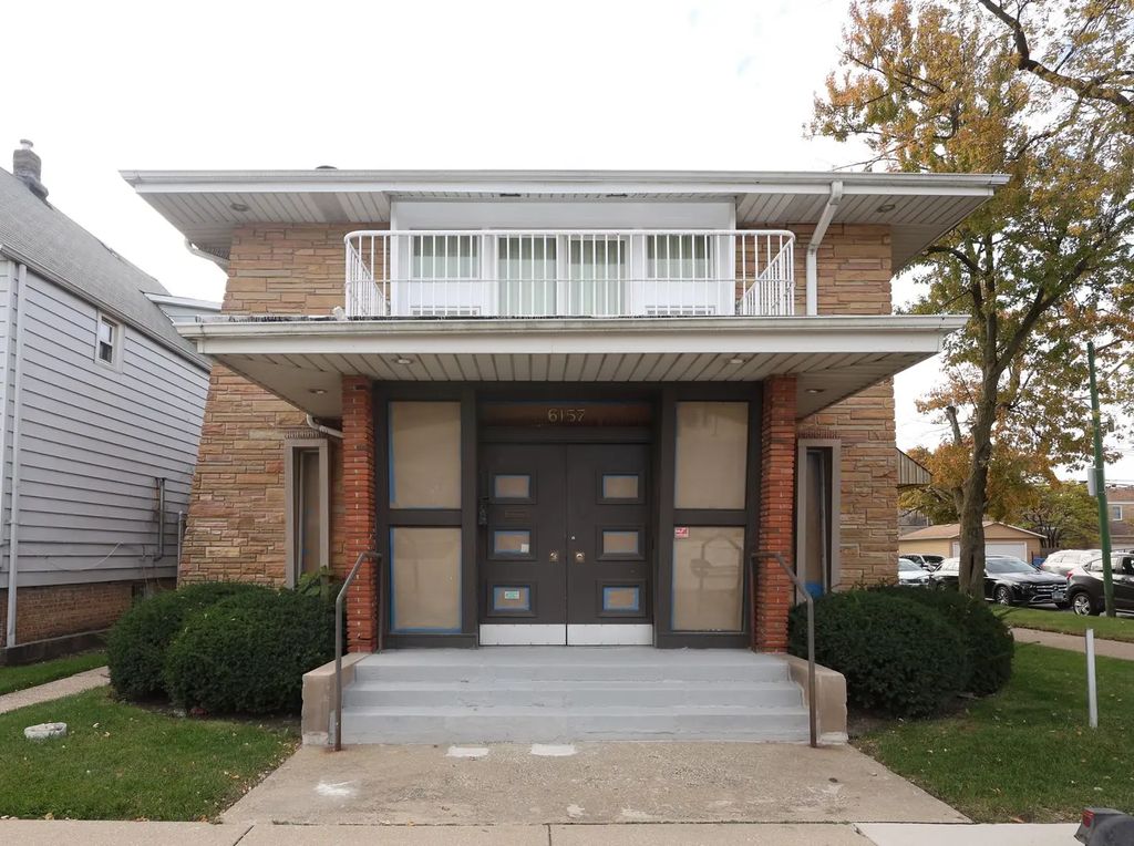 6157 W Belmont Avenue 1f, Chicago