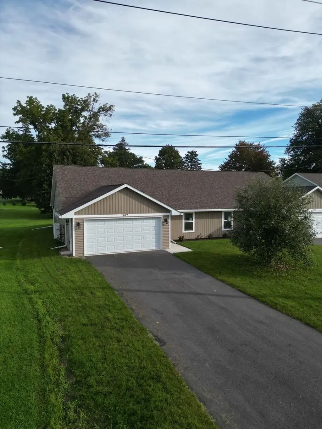 307 W South Street 307, Durand