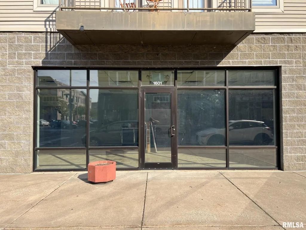 1601 2nd Avenue, Rock Island
