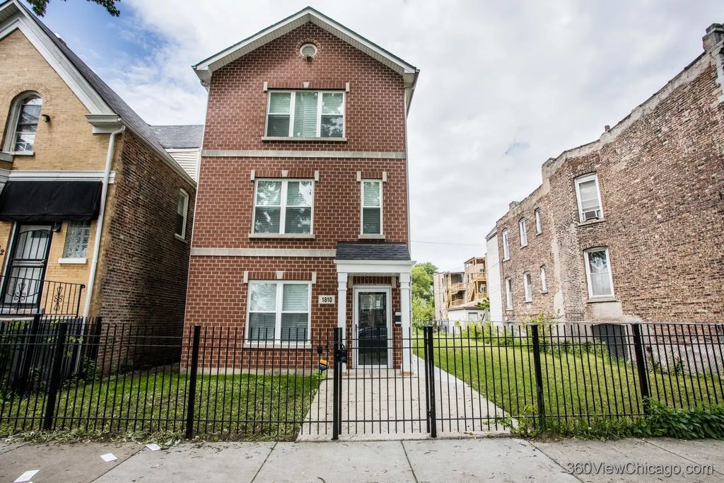 1810 S Hamlin Avenue, Chicago, 60623
