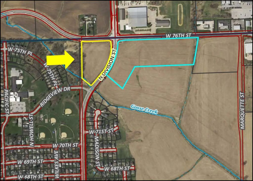 Swq Division W 76th Street, Davenport