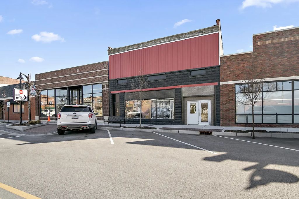120 W Main Street, Peotone
