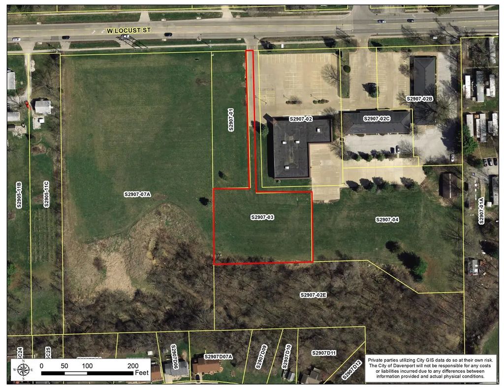 3900 W Locust Street, Davenport
