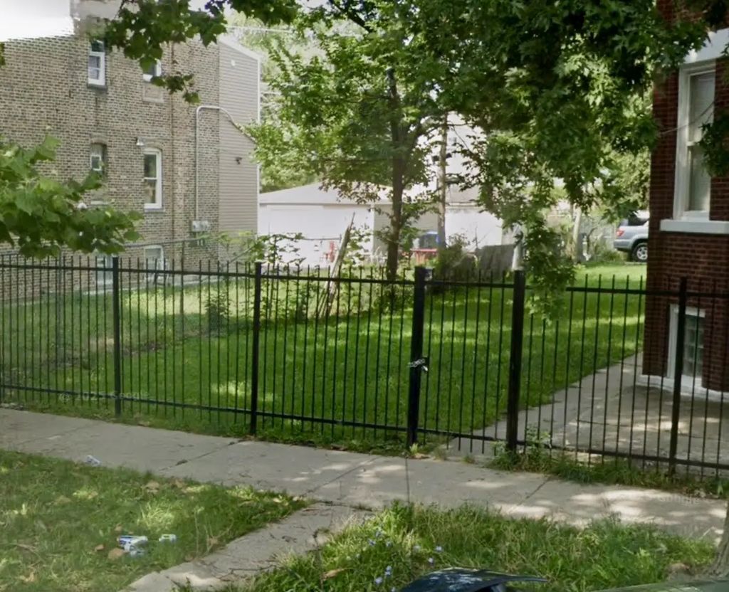 1032 N Springfield Avenue, Chicago