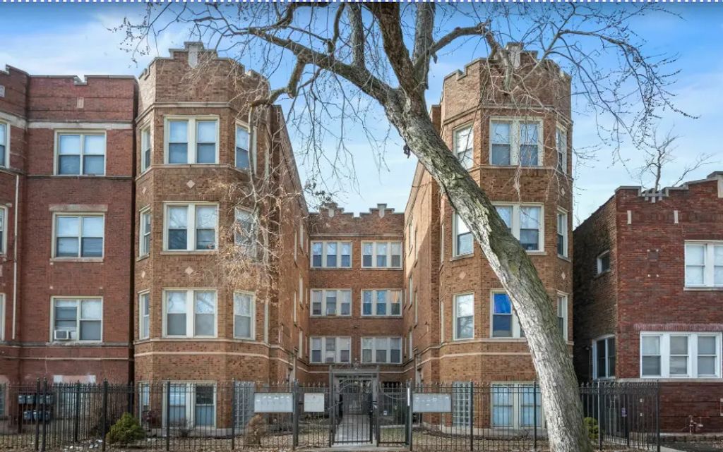 7150-52 S Cornell Avenue, Chicago