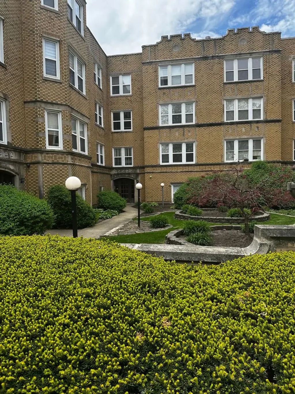 6316 N Richmond Street 2a, Chicago
