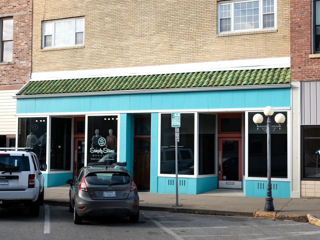 203 W Madison Street, Pontiac