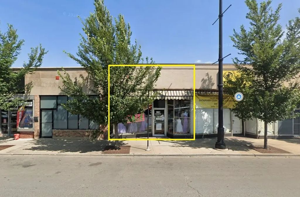 5710 W Belmont Avenue, Chicago