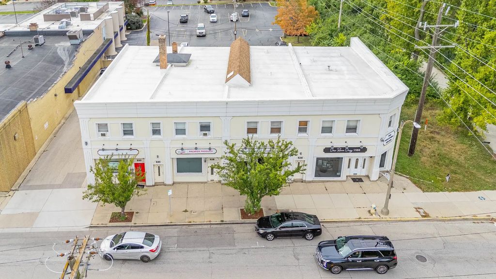 528 S York Streets, Elmhurst