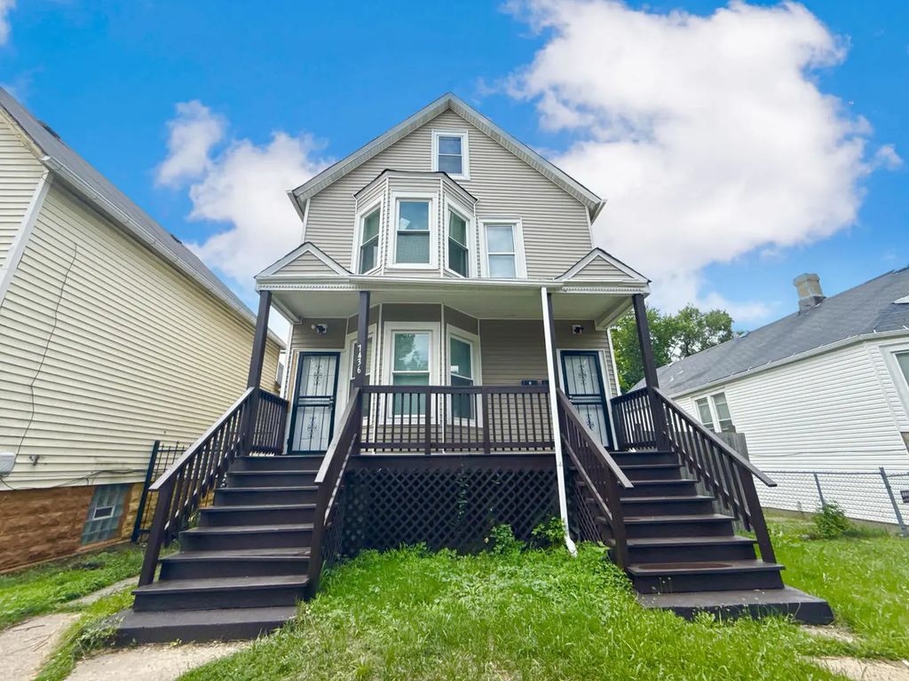 7436 S Langley Avenue, Chicago