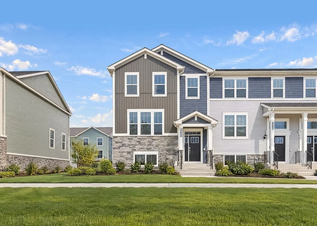 25649 W Wakefield Drive, Plainfield