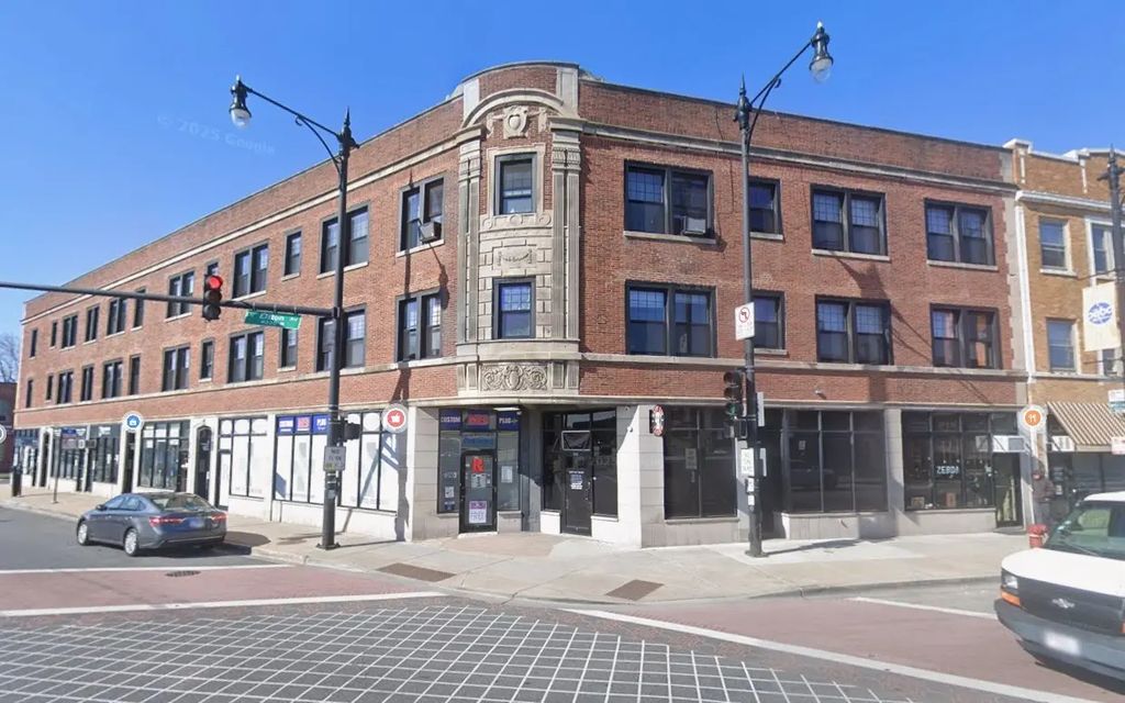 4312 N Pulaski Road, Chicago