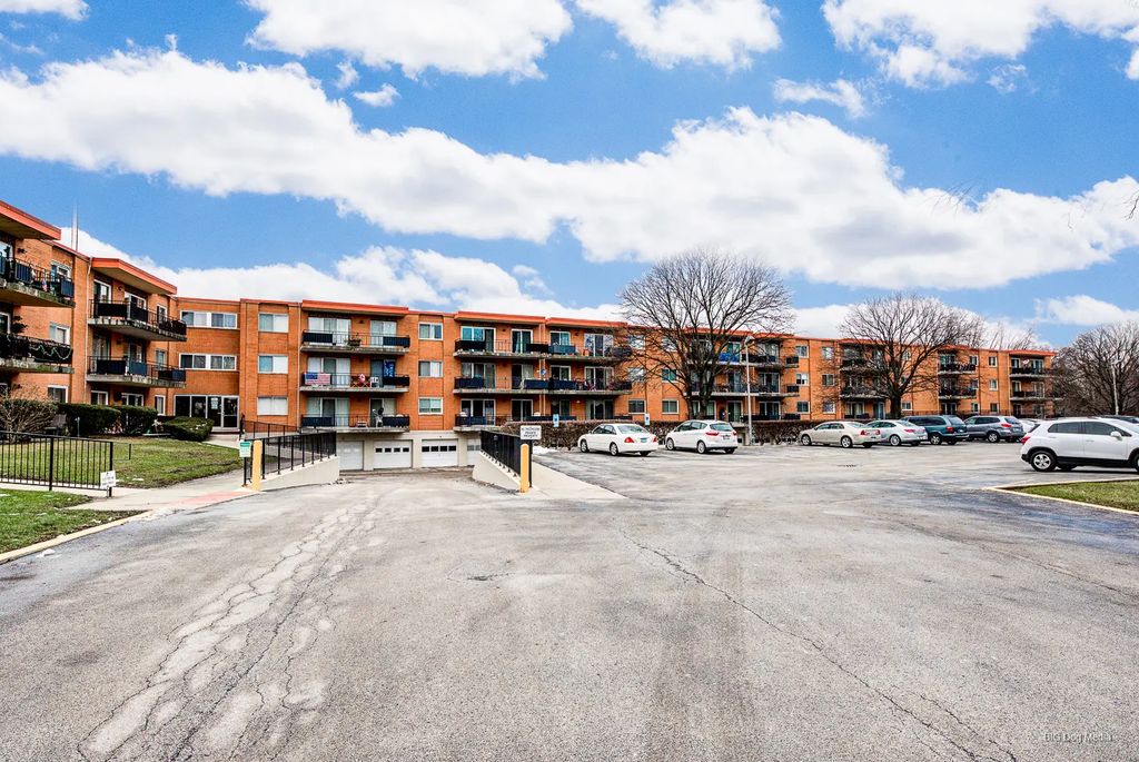 940 Holbrook Road 33b, Homewood