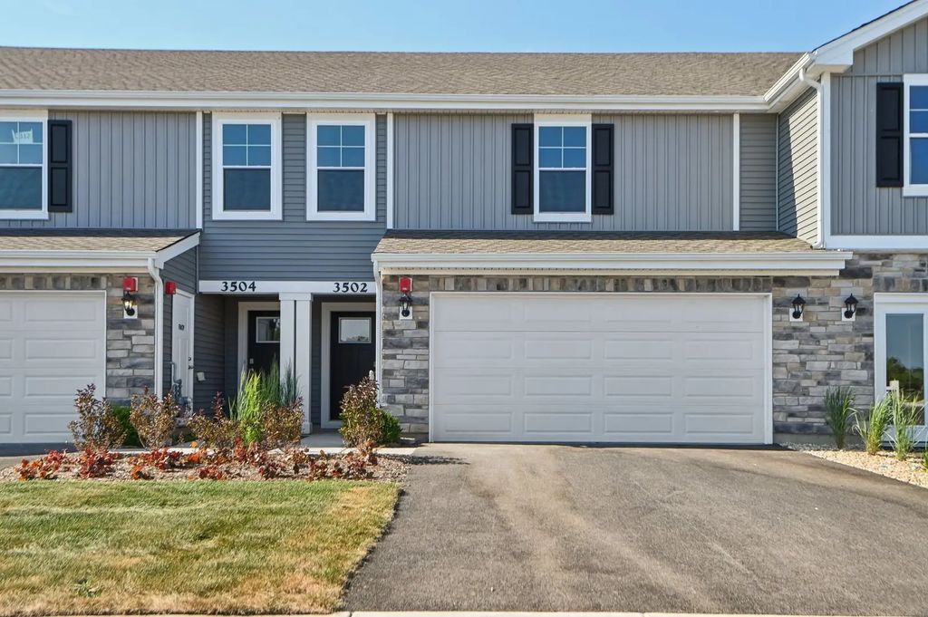 3554 Richardson Circle, Yorkville