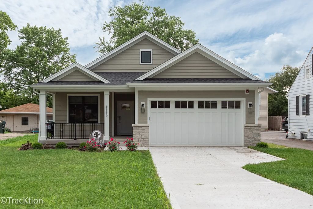 4119 N Lincoln Street, Westmont