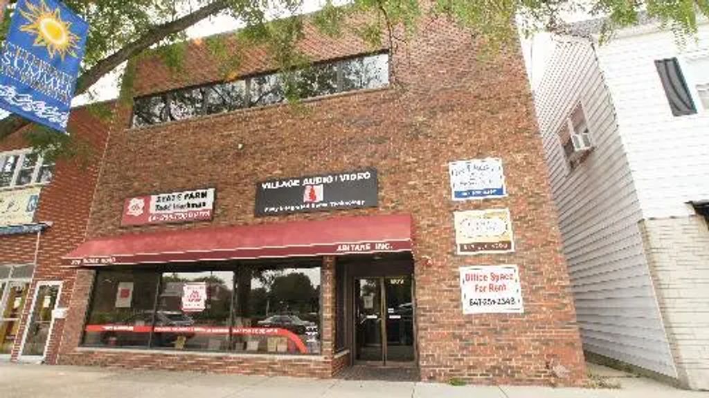 809 Ridge Road 1north, Wilmette