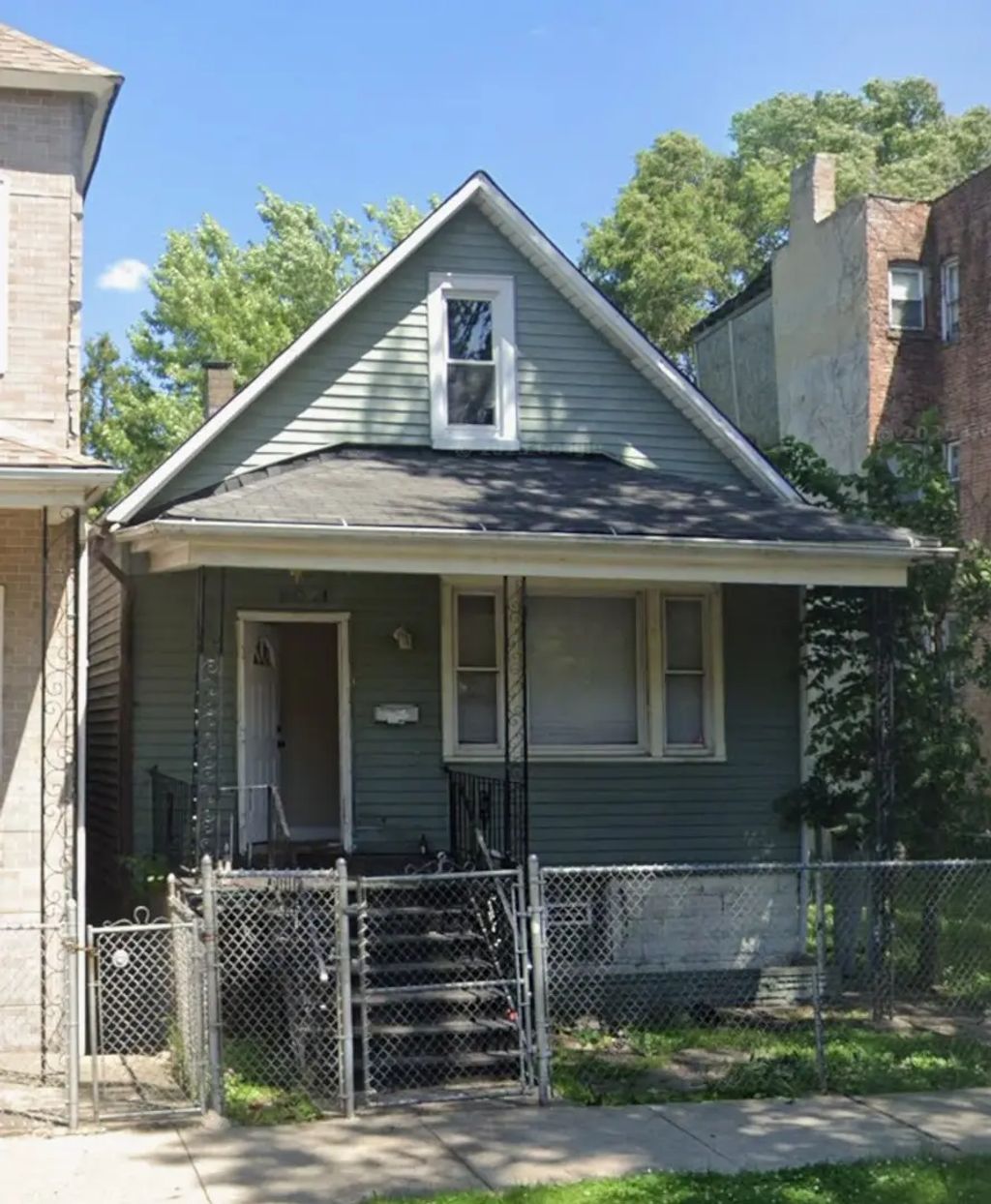 9021 S Exchange Avenue, Chicago, 60617