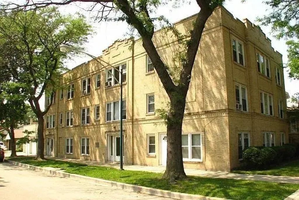 6010 W Seminole Street G, Chicago, 60646