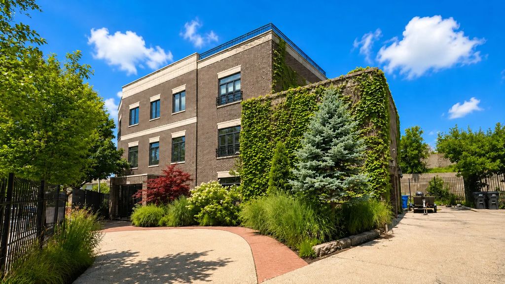 3914 W 51st Street, Chicago, 60632