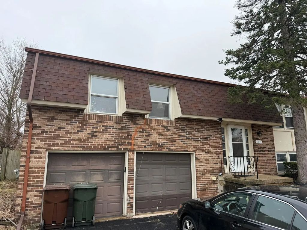 17611 Winston Drive, Country Club Hills