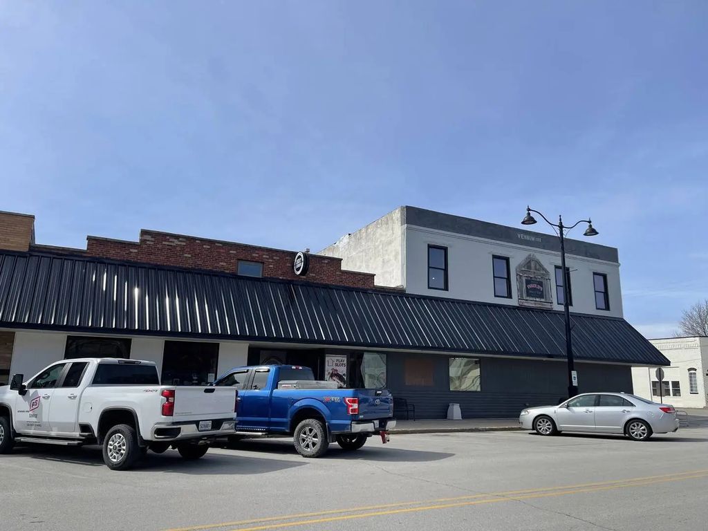 101 S Third Street, Fisher