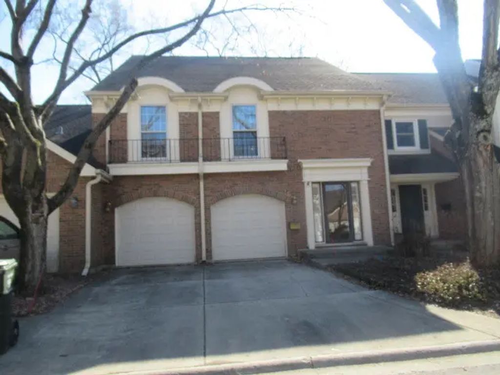 596 Windham Lane, Naperville