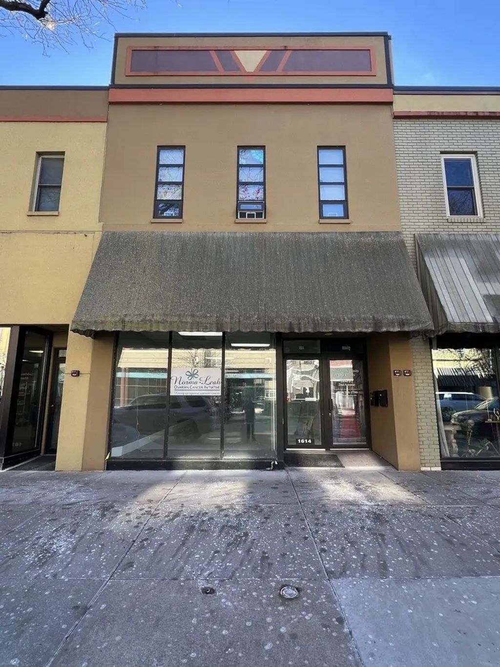 1614 2nd Avenue, Rock Island