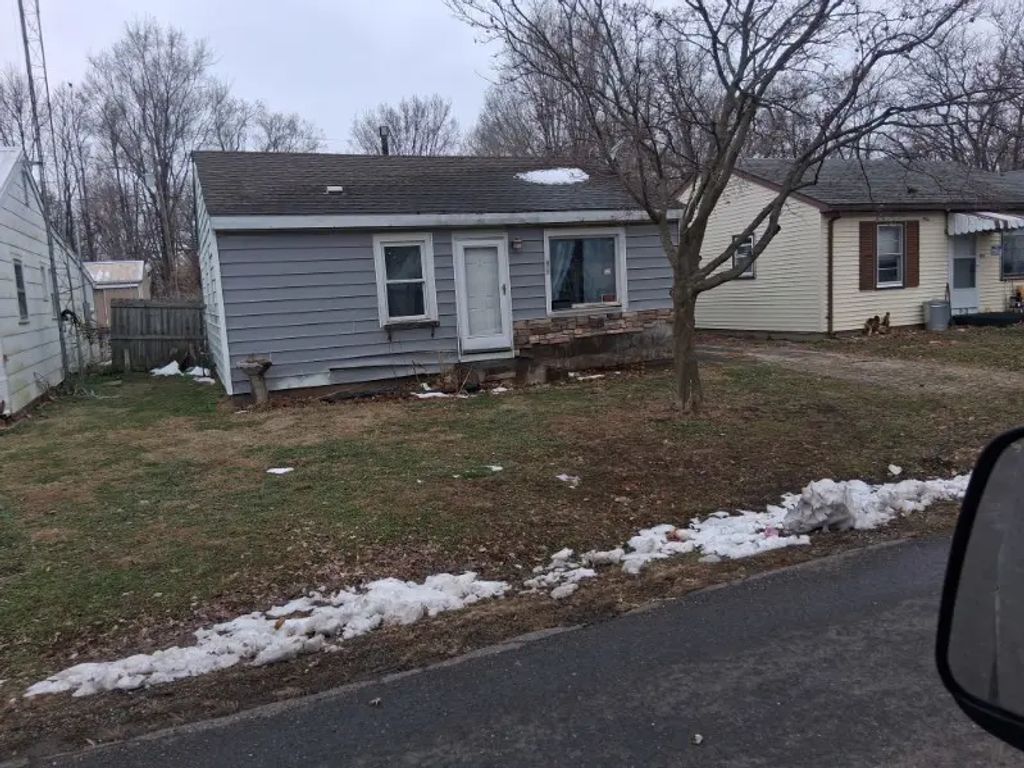 905 N Wesley Street, Springfield